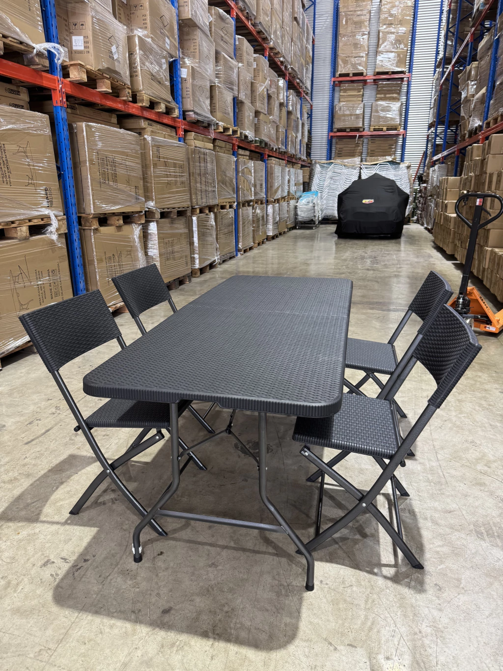 Mesa Símil Rattan con 4 Sillas